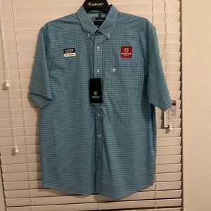 New with tags Ariat Button up